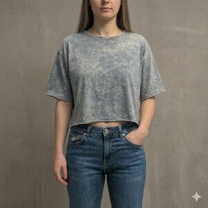 NWOT Extra Soft 100% Cotton cropped raw hem lightweight T-Shirt - US S